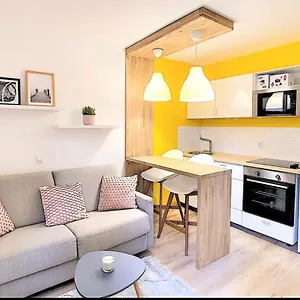 Centre Saint-gervais Studio Jaune Moderne Proche Télécabine 2 Pers Saint-Gervais-les-Bains